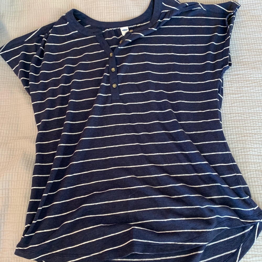 a navy blue and white stripped shirt